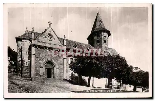 Cartes postales Vic sur Cere L Eglise