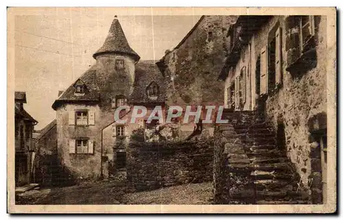 Cartes postales Salers(Cantal) Rue de la Martille Vieilles maisons