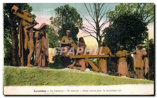 Cartes postales Lourdes Le Calvaire IX Station Jesus lombe pour la troisieme