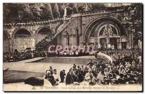 Cartes postales Lourdes Bendiction des Malades devant le Rosaire