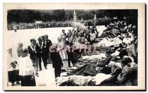 Cartes postales Lourdes La Benediction des Malades