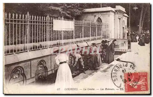 Ansichtskarte AK Lourdes La Grotte Les Robinets