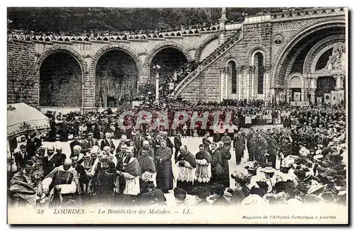 Cartes postales Lourdes La Beuediction des Malades