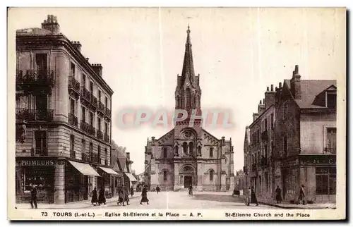 Cartes postales Tours Eglise St Etienne et la Place