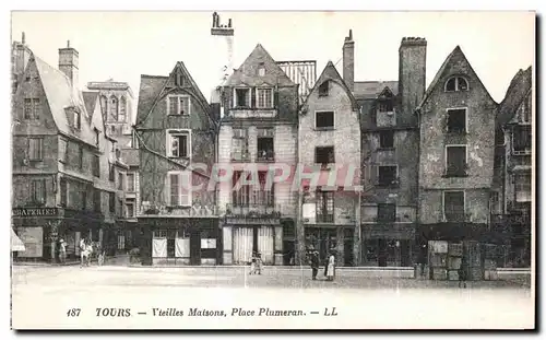 Cartes postales Tour Viieilles Maisons Place Plumeran