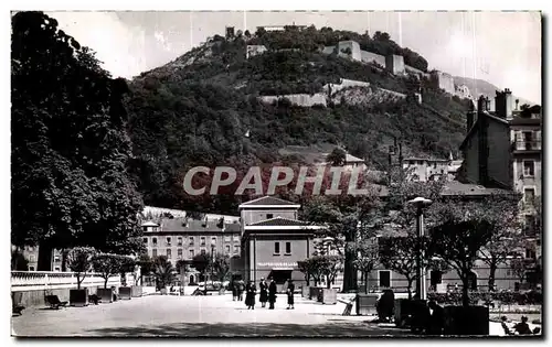 Cartes postales Grenoble Le Jardin de la Ville La Bastille et le Telepherique