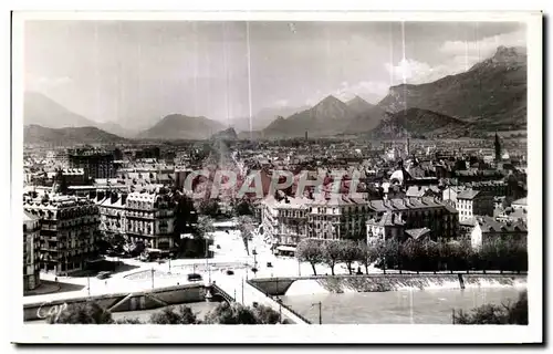 Ansichtskarte AK Grenoble Vue generale et le Cours Jean Jaures