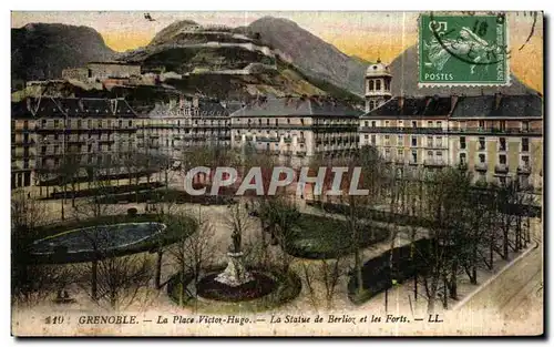 Ansichtskarte AK Grenoble La Place Victor Hugo La Statue de Berlioz et les Forts