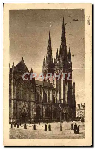 Ansichtskarte AK Quimper La Cathedrale Cote Nord