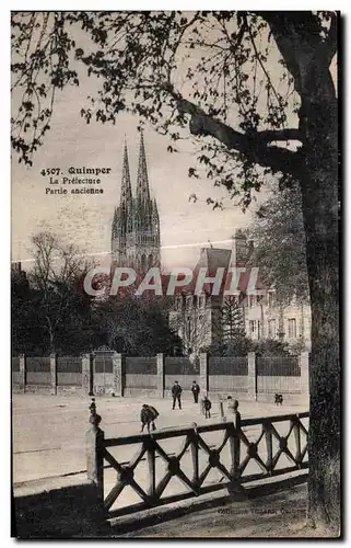 Cartes postales Quimper Le Prefecture Partie ancienne Enfants