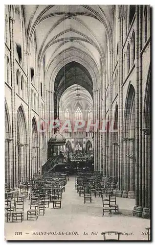 Cartes postales St Pol de Leon La Nef de la Basilique