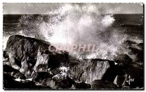 Cartes postales Bretagne Vent de suroit Effets de vagues sur la cote bretonne