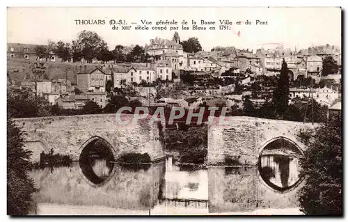 Ansichtskarte AK Thouars Vue generale de la Basse Ville et du Pont du XIII siecle coupe par les Bleus en 1791