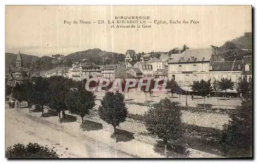 Ansichtskarte AK La Bourboule D Auvergne Eglise Roche des Fees et avenue de la Gare