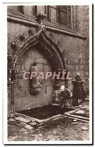 Ansichtskarte AK Le Folgoet Finistere La Fontaine Miraculeuse