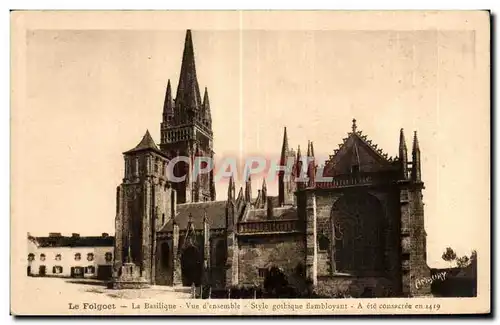 Cartes postales Le Folgoet La Basilique Vue d ensemble Style gothique flambloyant A ete consacree en1419