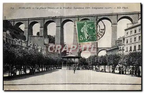 Ansichtskarte AK Morlaix La place Thiers et le Viaduc