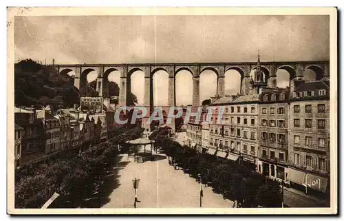 Ansichtskarte AK Morlaix La place Thiers et le viaduc