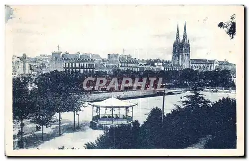 Ansichtskarte AK Quimper Le Champ de Bataille et la Cathedrale