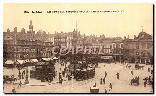 Cartes postales Lille La Grand Place ( Cote Droit) Vue d ensemble