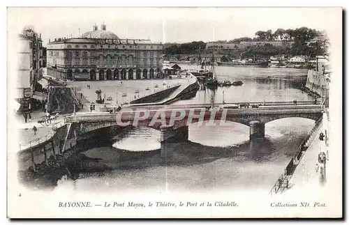 Ansichtskarte AK Bayonne Le Pont Mayou Le THeatre le Port et la Citadelle