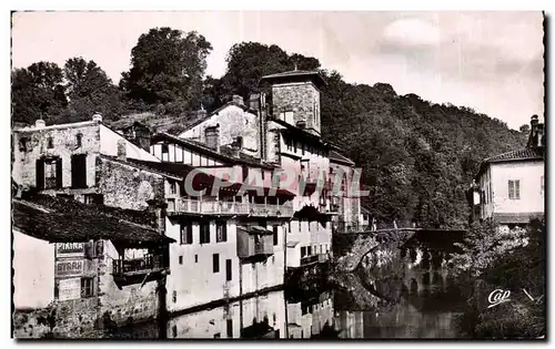 Ansichtskarte AK St Jean Pied de Port Maisons Basques au bord de la Nive