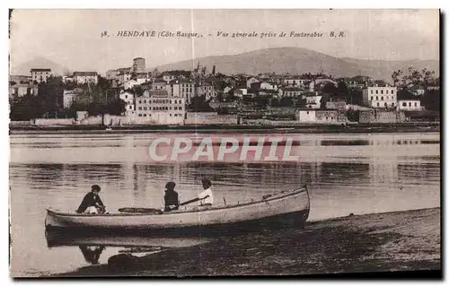Ansichtskarte AK Hendaye Vue generale prise de Fontarabie Bateau