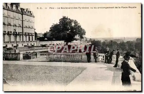 Ansichtskarte AK Pau Le Boulevard des Pyrenees vu du prolongement de la Place Royale