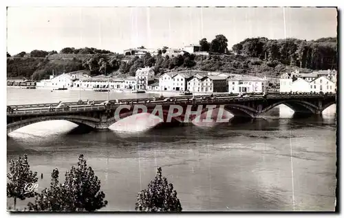 Ansichtskarte AK Bayonne Le Pont sur I Adour et la Citadelle