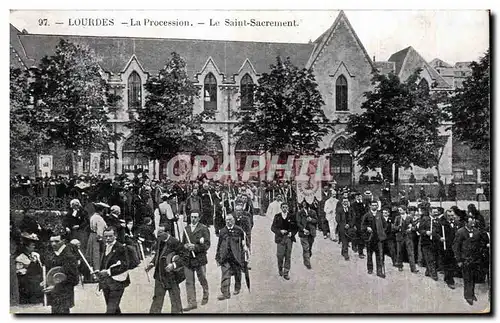 Cartes postales Lourdes la Procession Le Saint Sacrement