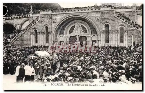 Cartes postales Lourdes La Benediction des Malades