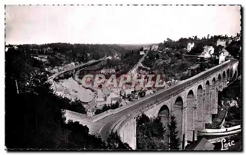 Ansichtskarte AK Dinan Le Viaduc et vue generale de la Coulee de la Rance