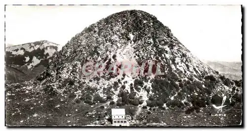 Cartes postales La France Par Region Le Massif Central Le Mont Gerdier de Jonc (au premier plan une des Sources