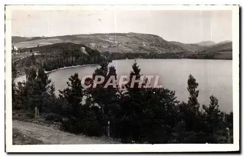 Ansichtskarte AK Lac d issarles Ardeche Alt 1000m Un coin du Lac