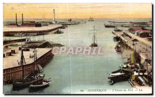 Cartes postales Dunkerque L Entree du Port Bateaux
