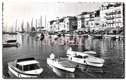 Ansichtskarte AK Cannes Le Quai Saint Pierre La Cote D Azur Bateaux