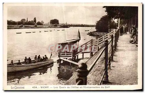 Cartes postales Vichy Les Quais de I Allier et I Embarcadere du Golf