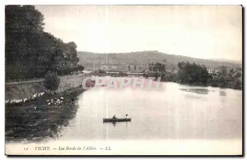 Cartes postales Vichy Les Bords de I Allier