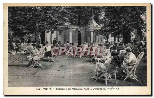 Ansichtskarte AK Vichy Cremerie du Nouveau Parc a L Heure du the