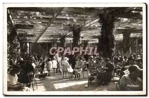 Ansichtskarte AK Les Coins de France Vichy Sous les Pergolas