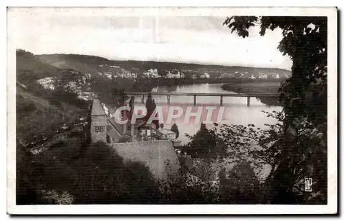 Cartes postales Orival Eglise adossee au rocher