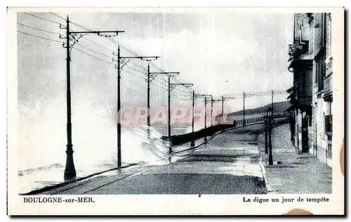 Cartes postales Boulogne Sur Mer La digue un jour de tempete