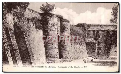 Cartes postales Dinan Les Remparts du Chateau Ramparts of the Castle