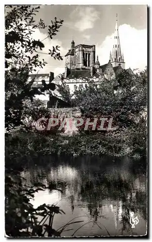 Ansichtskarte AK Guingamp Basilique Notre Dame de Bon Secours Vue du Trieux