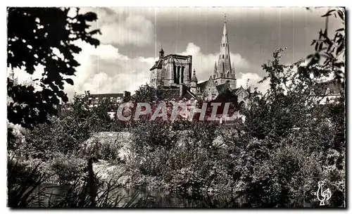 Cartes postales Guingamp Basilique Notre Dame de Bon Secours vue du Trieux