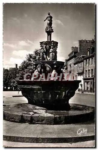 Ansichtskarte AK Guingamp Place du Centre La Fontaine de la Pornpe