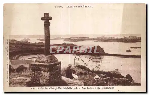 Cartes postales Ile de Brehat Croix de la Chapelle St Michel Au loin l lle Beniguet