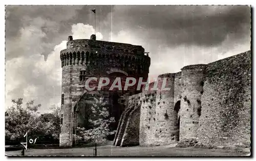 Cartes postales Dinan Le donjon de la Duchesse Anne