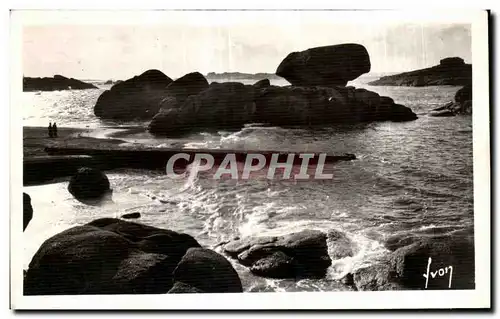 Cartes postales Tregastel Le rochers va Maree haute