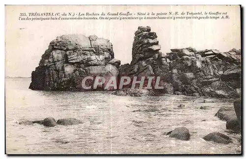 Cartes postales Tregastel Les Rochers da Grand Gouffre Situe a la Pointe de Tregastel le Gouffre l un des Princi